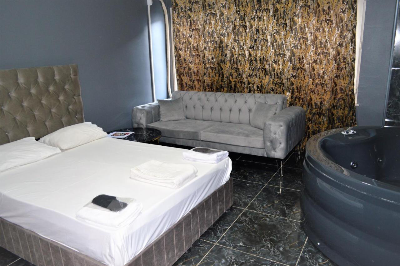 Vip Suit Otel Istanbul Exterior foto